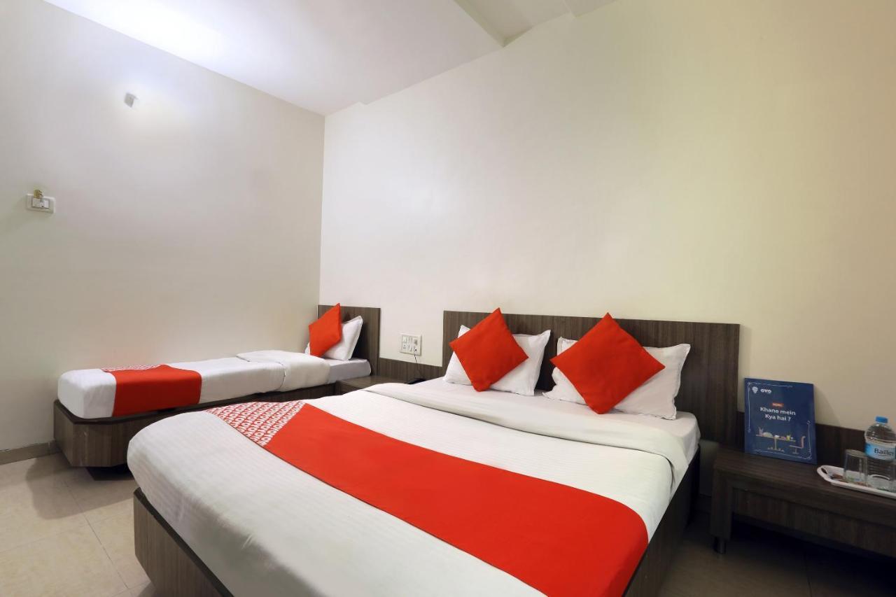 Oyo 4198 Hotel Shri Sai Murli Shirdi Exteriör bild